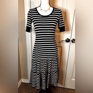 Lauren Ralph Lauren  Black & White Stripe Maxi Ruffle Dress Size M 100% Cotton